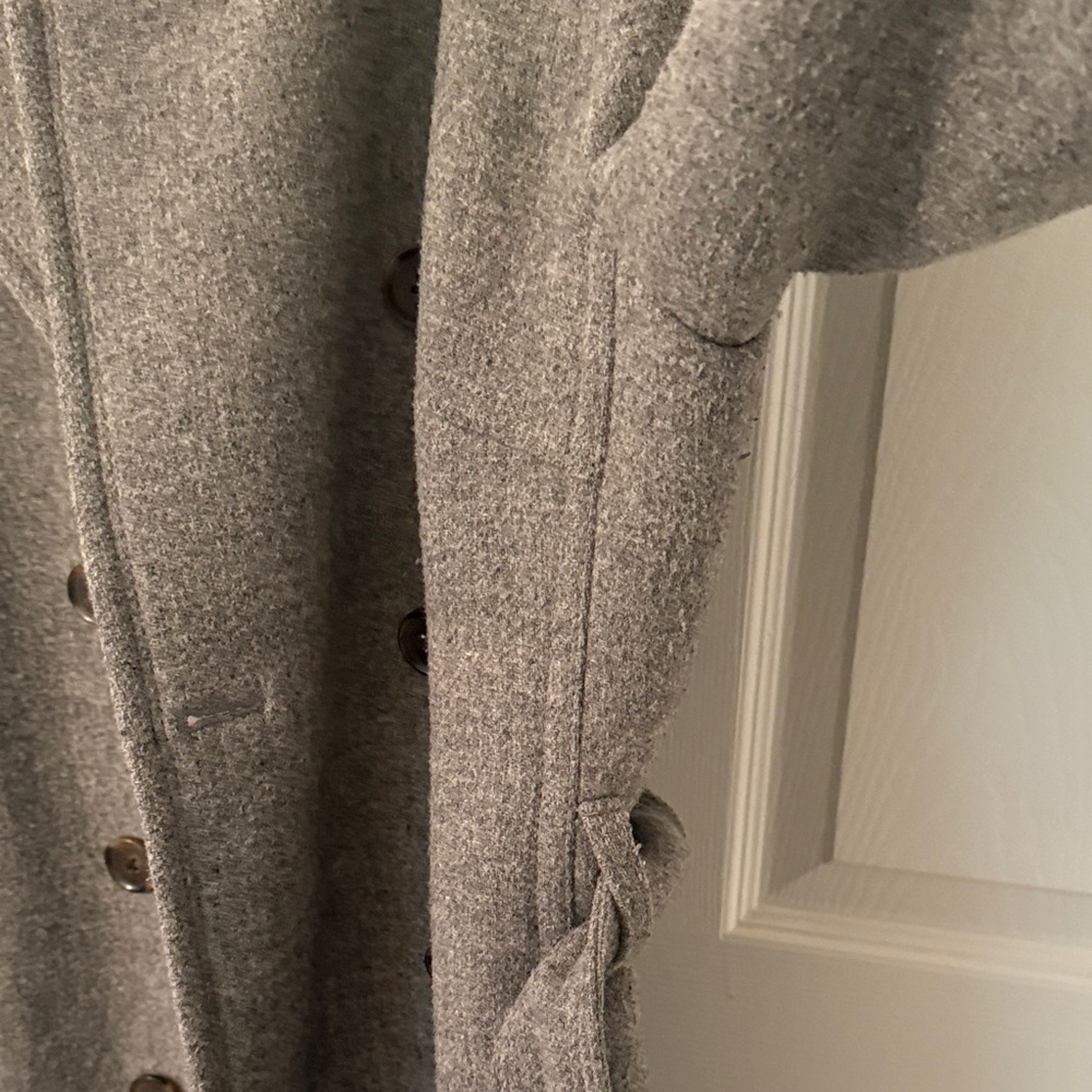 J. Crew Gray Wool Coat. Size 6. - Picture 8 of 10